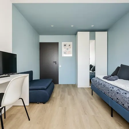 Goldenhugo בית הארחה וילנה