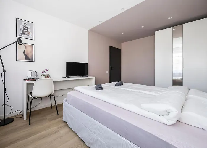 בית הארחה Goldenhugo *