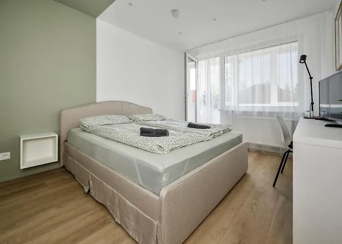 Πανσιόν Goldenhugo